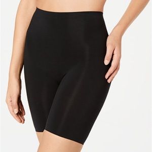 Wacoal womens Skinsense Thigh Shaper black small